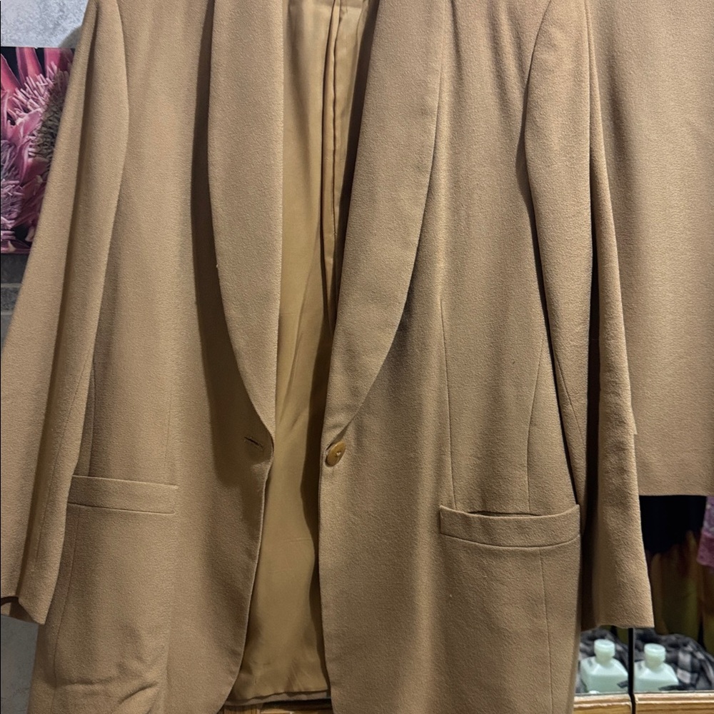 First issue suit - Picture 2 of 5